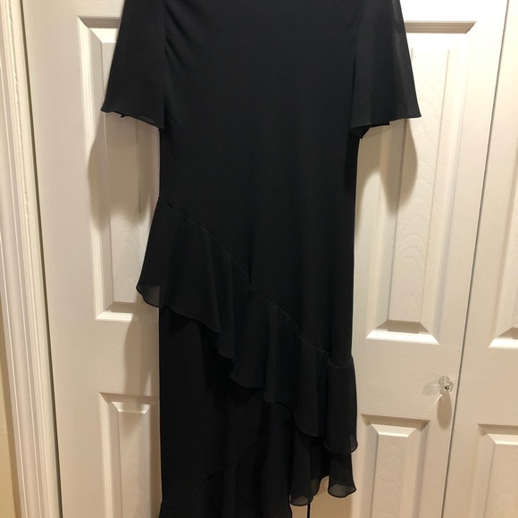 High-low Gown - Picture 4 of 5